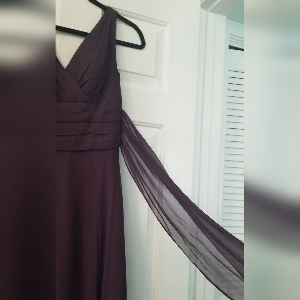 David's Bridal Gown - Picture 2 of 7